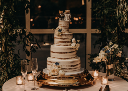 How Much Does a Wedding Cake Cost for 150 Guests?