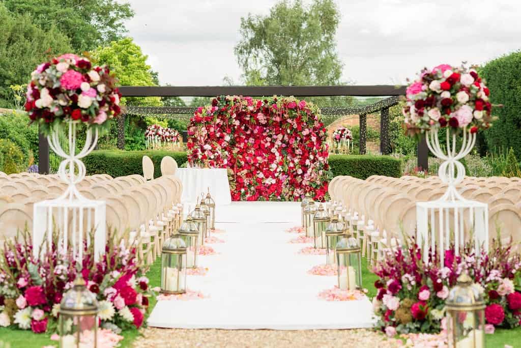 How Much Does Wedding Decor Cost on Average?