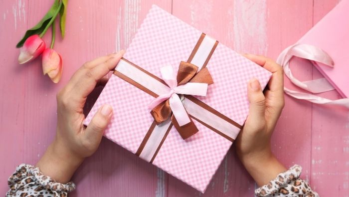 What Is a Good Wedding Gift for Any Budget?
