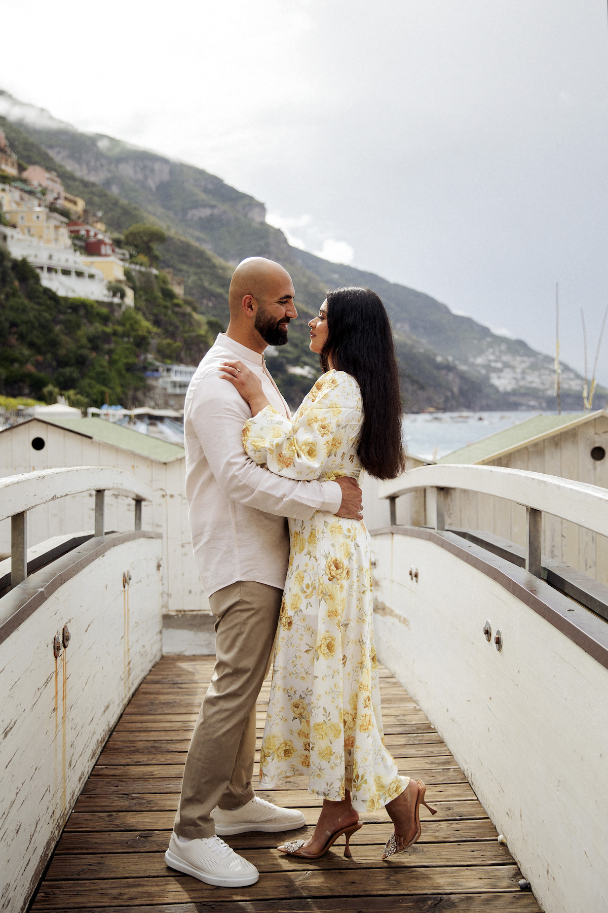 What Is a Good Bridal Shower Gift to Give?