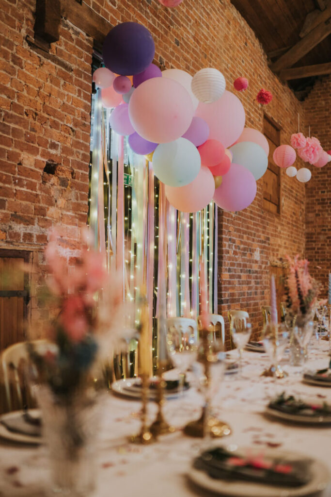 what diy wedding decorations look elegant and simple 698428dbe9252.jpg