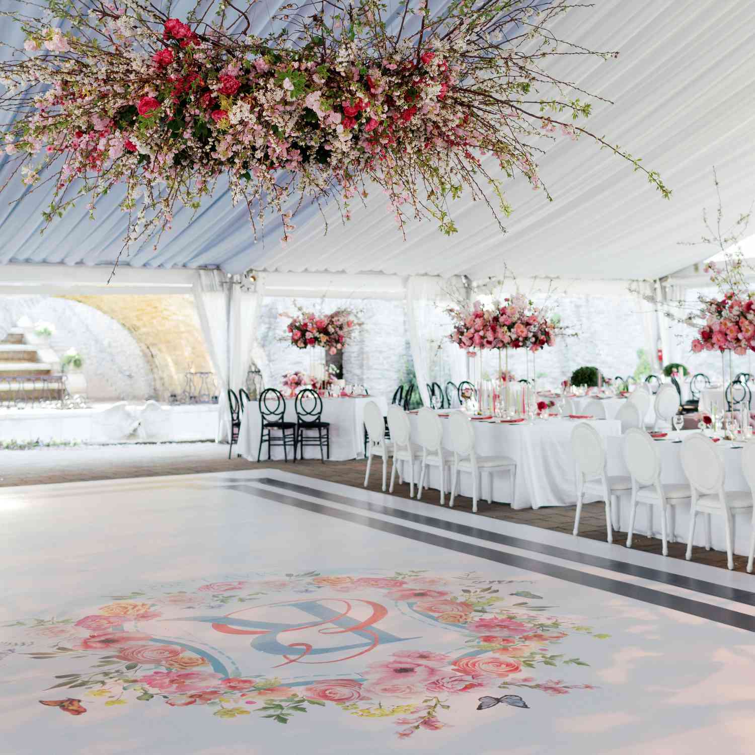 what decorations do you need for a wedding
